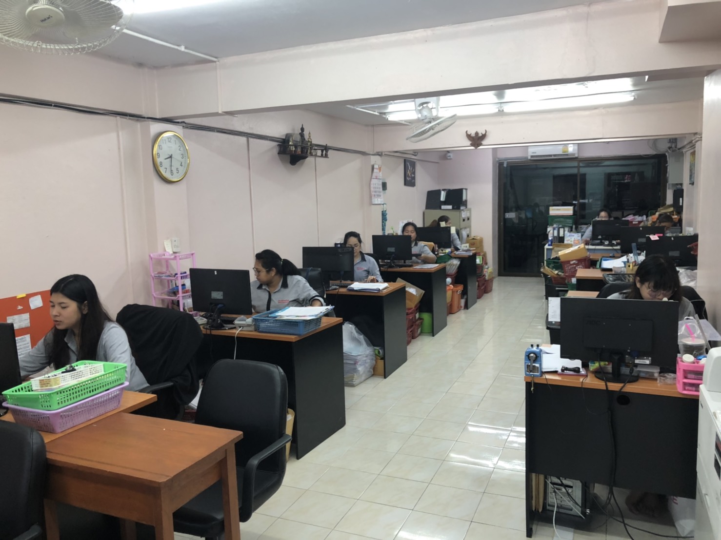 รูปที่ 3 บรรยากาศออฟฟิศ
