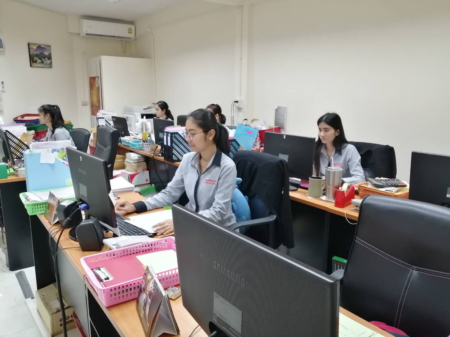 รูปที่ 3 บรรยากาศออฟฟิศ